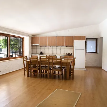 High Privacy Three Bedroom Bd484 Villa *