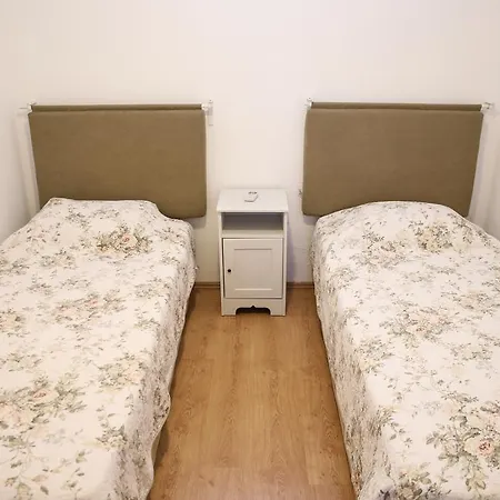 High Privacy Three Bedroom Bd484 * Ortakent